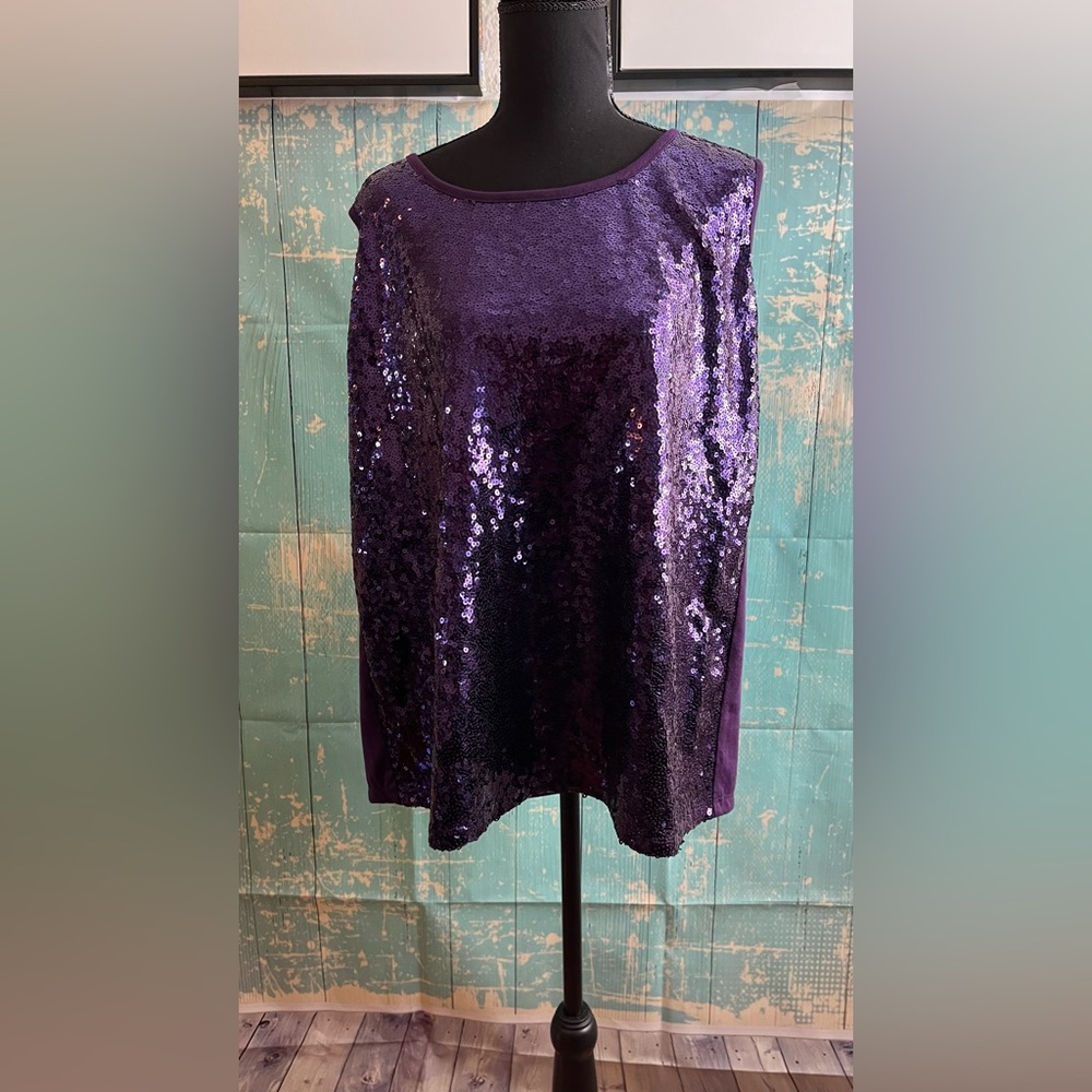 Cute sequined tank top